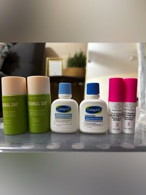 5 items x $25 skincare deluxe samples NEW